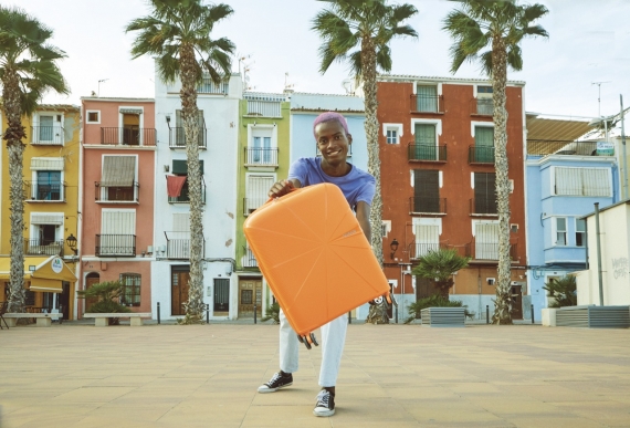 American Tourister Airconic 55cm - Lentolaukku Mango Orange