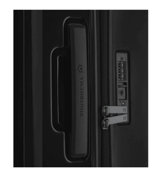 Victorinox Airox 69cm - Keskikokoinen Musta